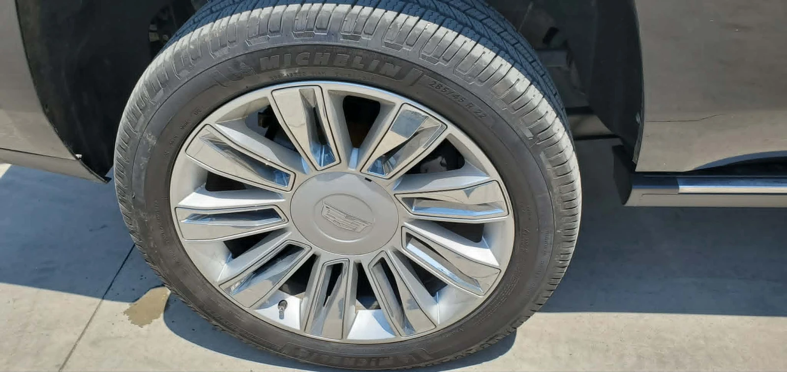 Cadillac Escalade, снимка 10 - Автомобили и джипове - 55012366