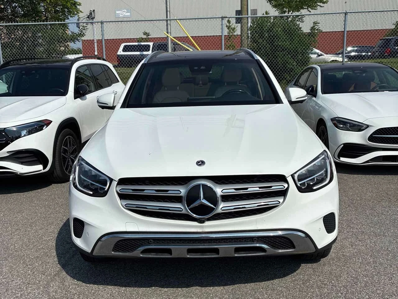 Mercedes-Benz GLC 300  * CARFAX * ПОДГРЕВИ * ПАНО * KEYLESS, снимка 6 - Автомобили и джипове - 55328135