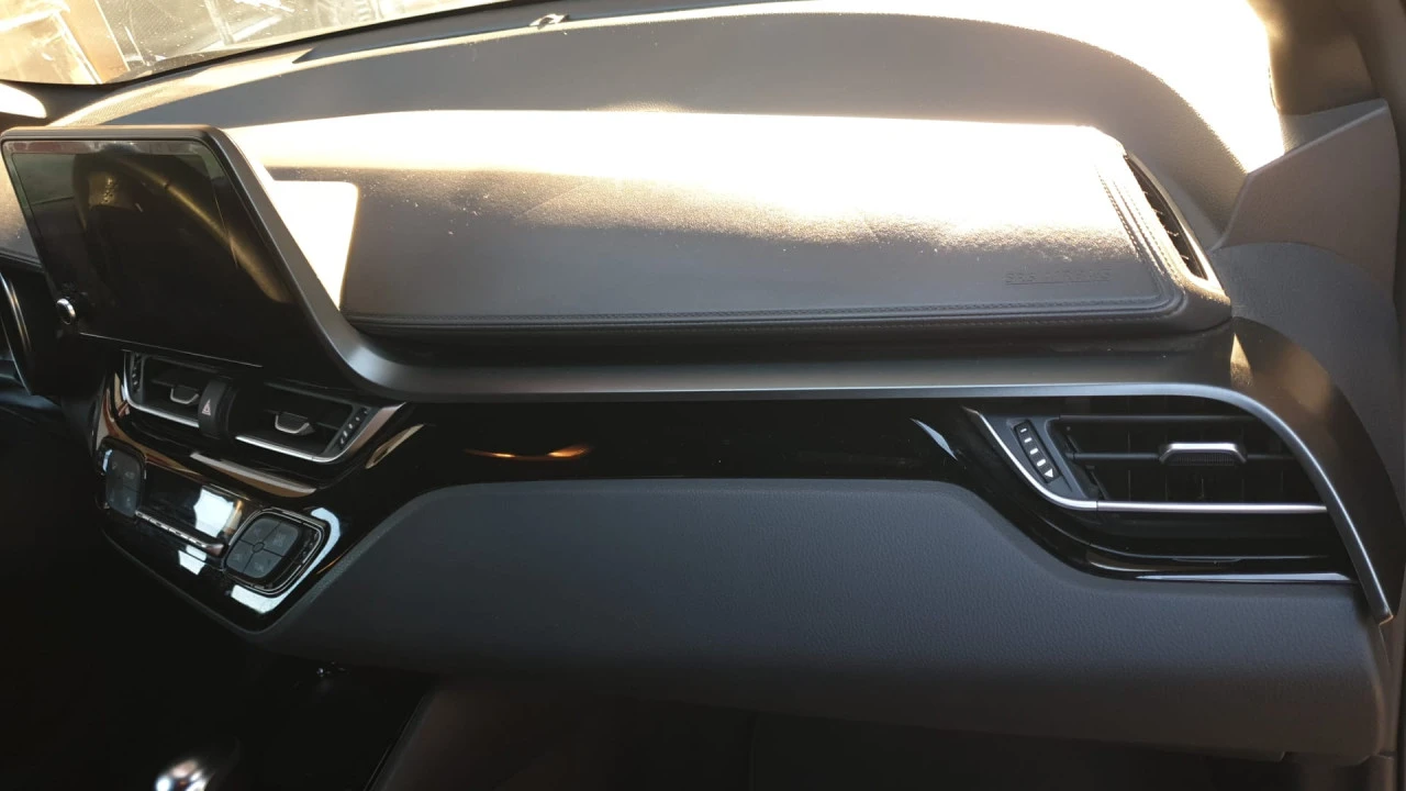 Toyota C-HR 1.8H Trend Black Edition Facelift, снимка 10 - Автомобили и джипове - 56009473