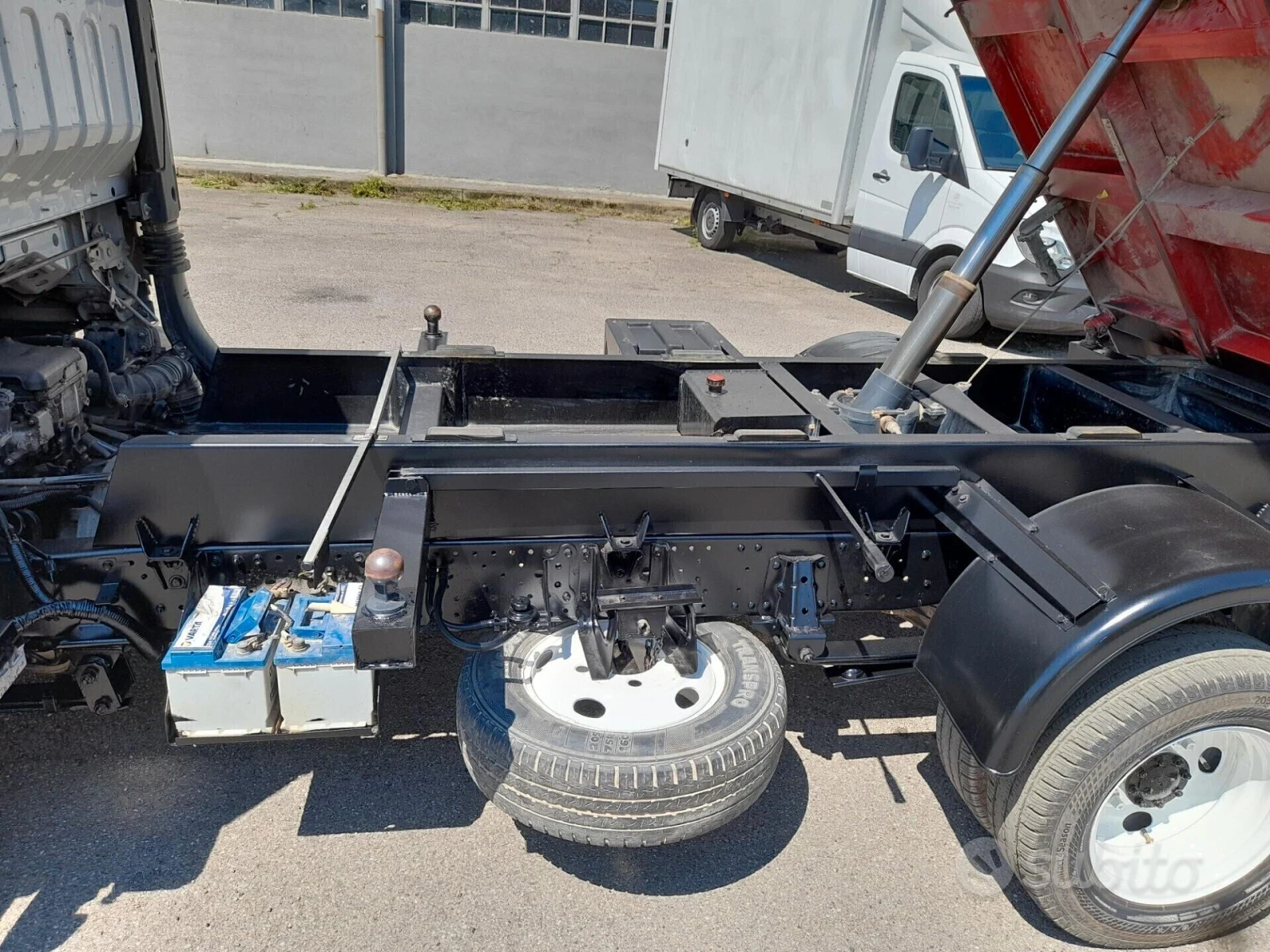 Isuzu Npr Npr 35 тристранен самосвал  - изображение 6