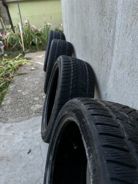 Гуми Зимни 245/40R20, снимка 7