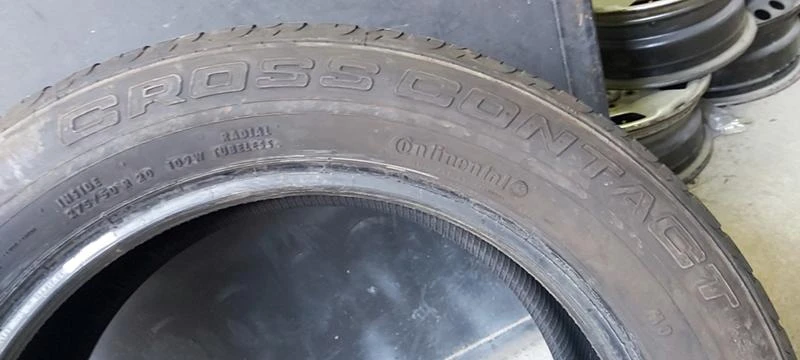 Гуми Летни 275/50R20, снимка 6 - Гуми и джанти - 33729175