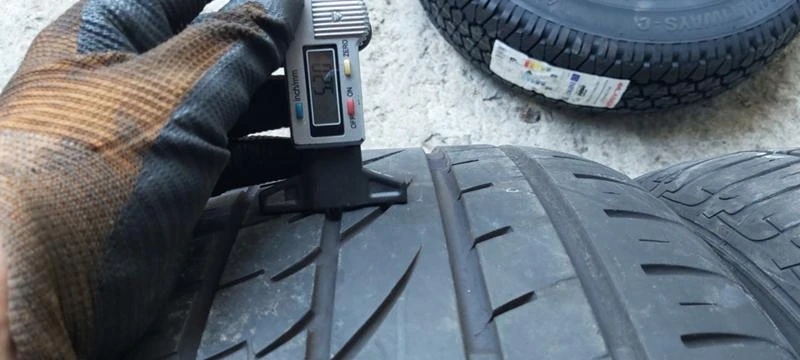 Гуми Летни 275/50R20, снимка 4 - Гуми и джанти - 33729175