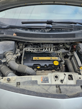 Opel Meriva 1.4i, снимка 10 - Автомобили и джипове - 44048720