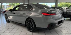 BMW i7 M70/xDrive/CARBON/SHADOW LINE/B&W/PANO/ICONIC GLOW - 219980 лв. - 71351738 4