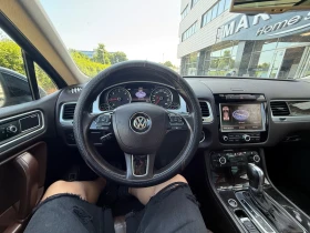 VW Touareg 2012г* Панорама* Кожа* - 15555 лв. - 85274457 12