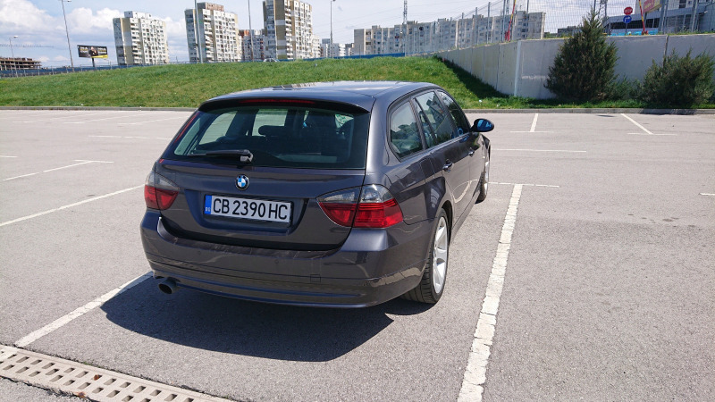 BMW 320, снимка 2 - Автомобили и джипове - 45428627