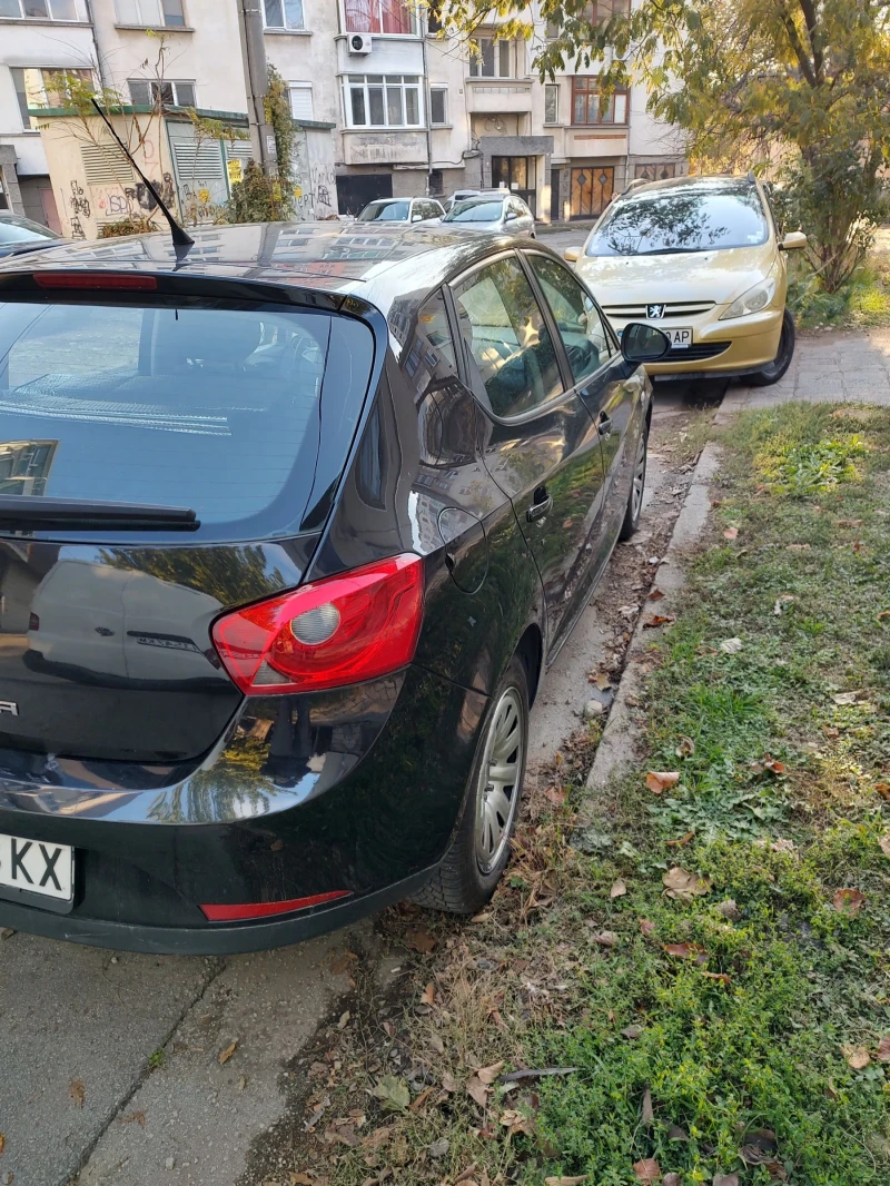 Seat Ibiza, снимка 4 - Автомобили и джипове - 48085445