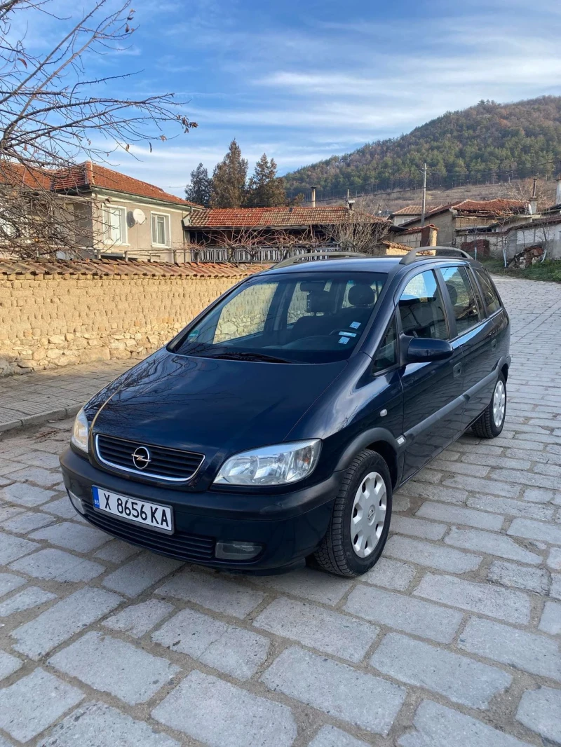 Opel Zafira 1.8 Газ/Бензин, снимка 3 - Автомобили и джипове - 48501373