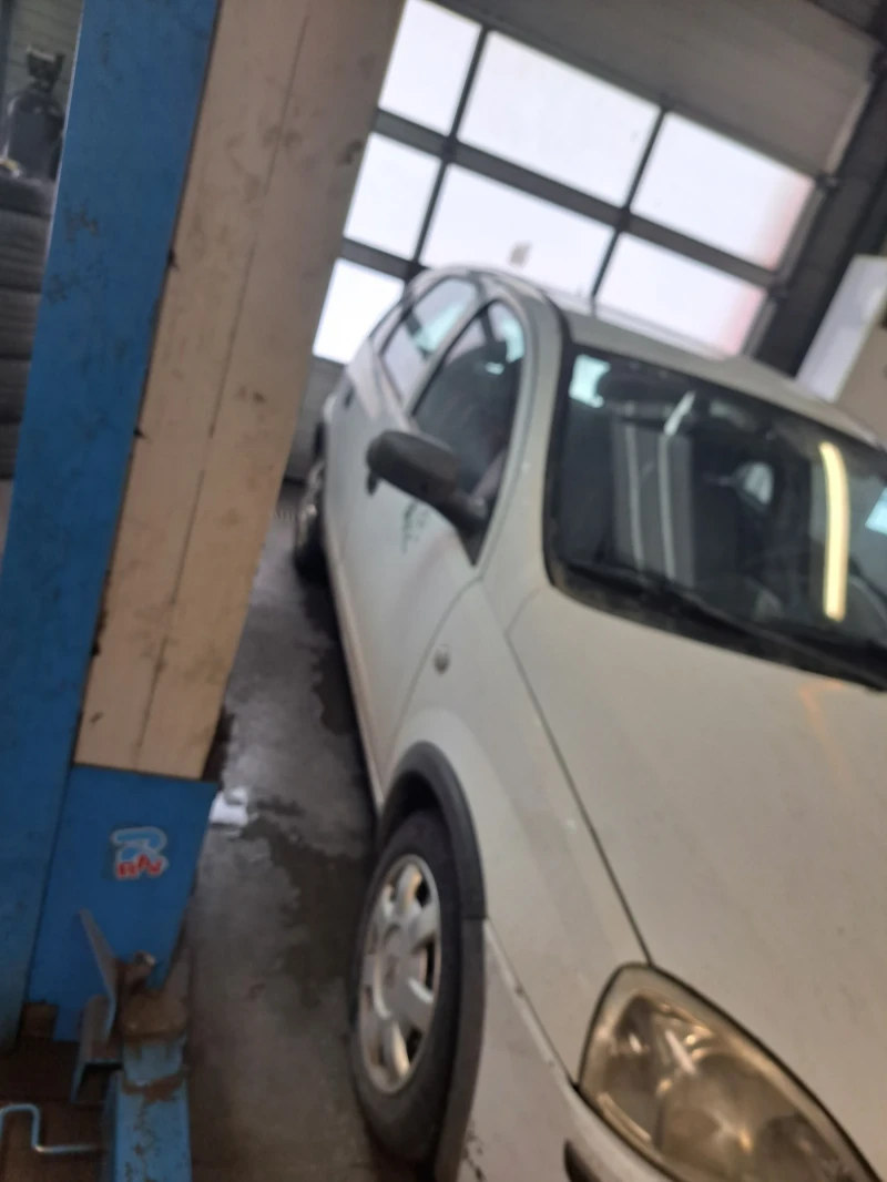 Opel Corsa, снимка 10 - Автомобили и джипове - 48639230