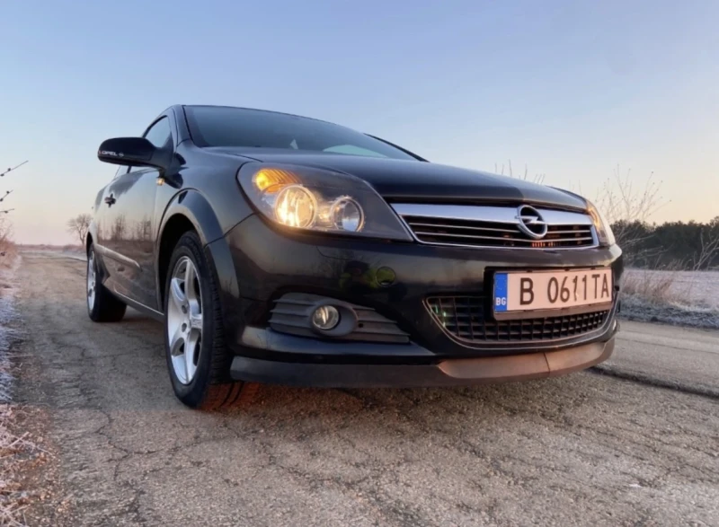 Opel Astra, снимка 1 - Автомобили и джипове - 49276918