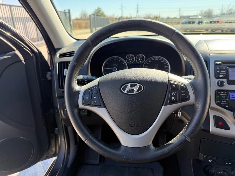 Hyundai I30 1.6i* Facelift* ШВЕЙЦАРИЯ* , снимка 9 - Автомобили и джипове - 49451947