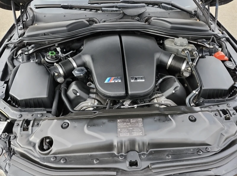 BMW M5 V10* Automatic* АВТОКРЕДИТ, снимка 8 - Автомобили и джипове - 52749626