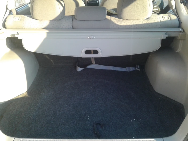 Kia Rio 1.3 АГУ, снимка 11 - Автомобили и джипове - 53439263