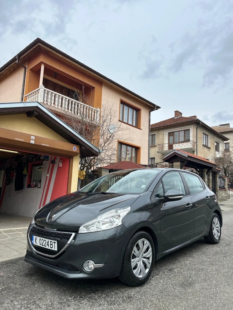 Peugeot 208 1.2i - 8199 лв. - 22032712 1