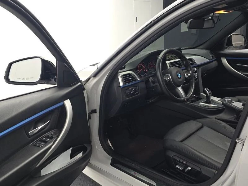BMW 320 320i M Sport| 184к.с.| ВКЛ.ТЕХНОТЕСТ, снимка 10 - Автомобили и джипове - 55221931