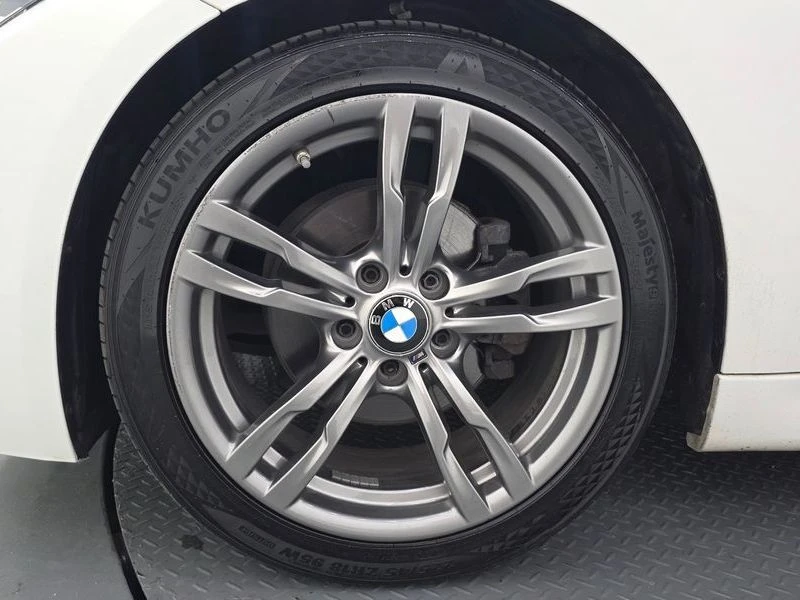 BMW 320 320i M Sport| 184к.с.| ВКЛ.ТЕХНОТЕСТ, снимка 5 - Автомобили и джипове - 55221931