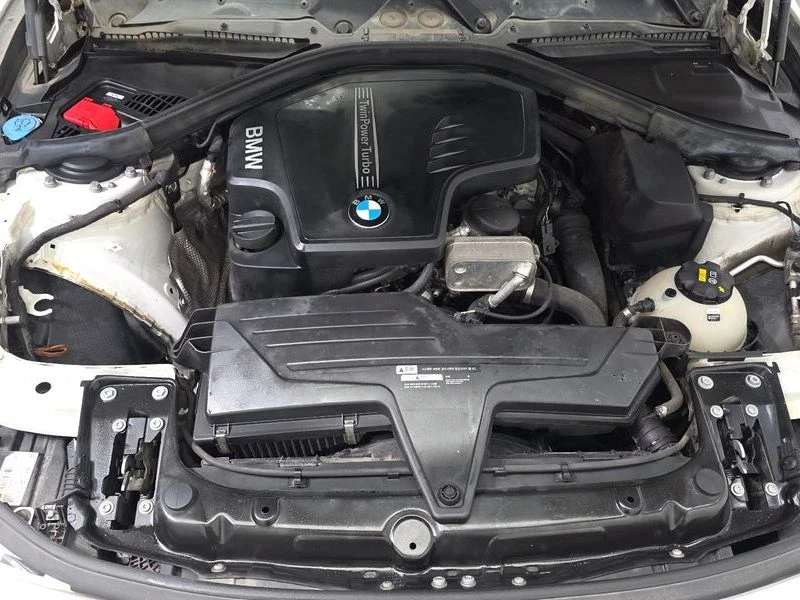 BMW 320 320i M Sport| 184к.с.| ВКЛ.ТЕХНОТЕСТ, снимка 6 - Автомобили и джипове - 55221931