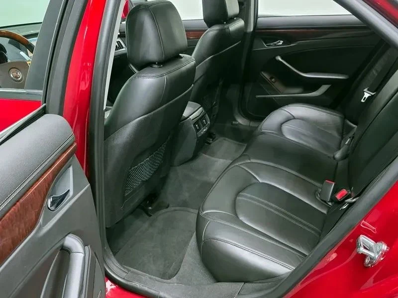 Cadillac Cts, снимка 11 - Автомобили и джипове - 56690478