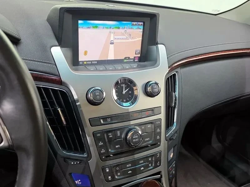 Cadillac Cts, снимка 14 - Автомобили и джипове - 56690478