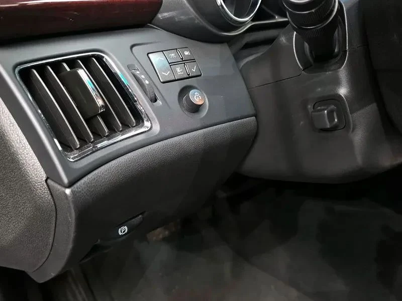 Cadillac Cts, снимка 16 - Автомобили и джипове - 56690478