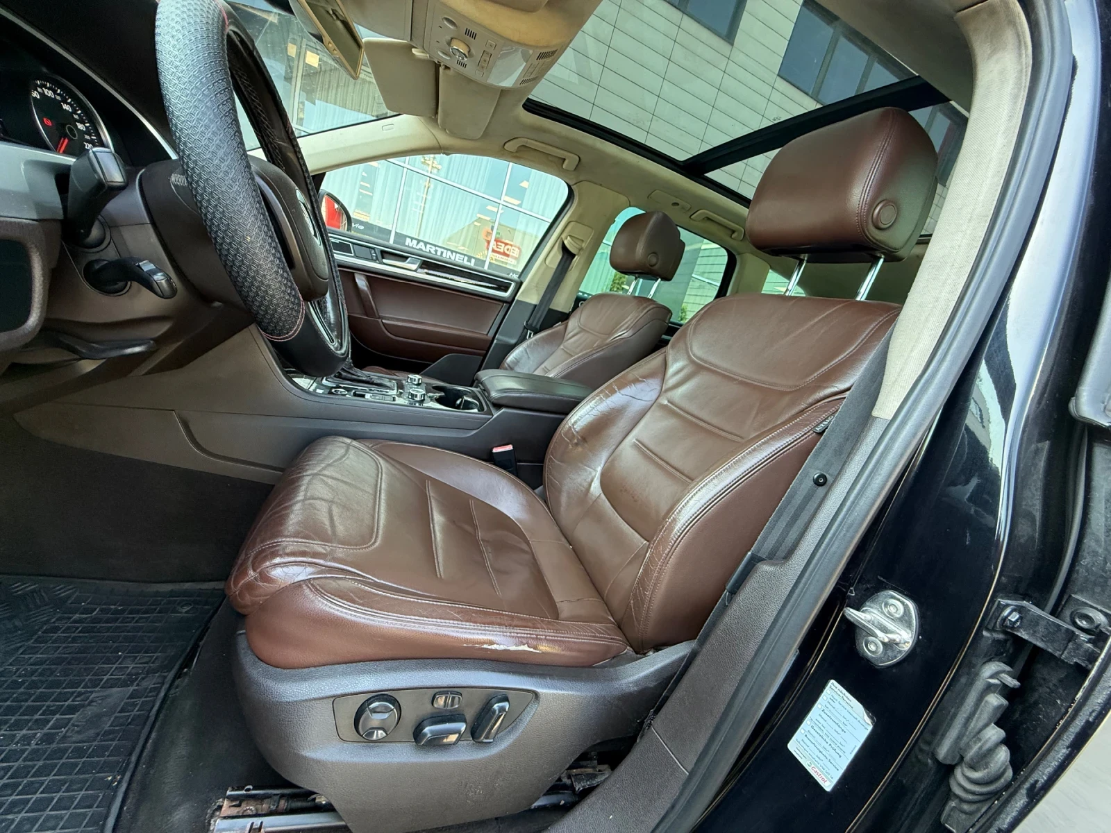 VW Touareg 2012г* Панорама* Кожа*  - изображение 10