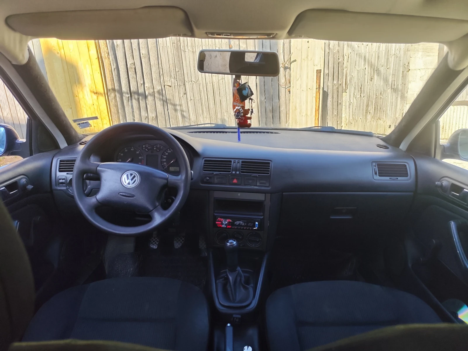 VW Bora 1.6 Газов инж. - изображение 8