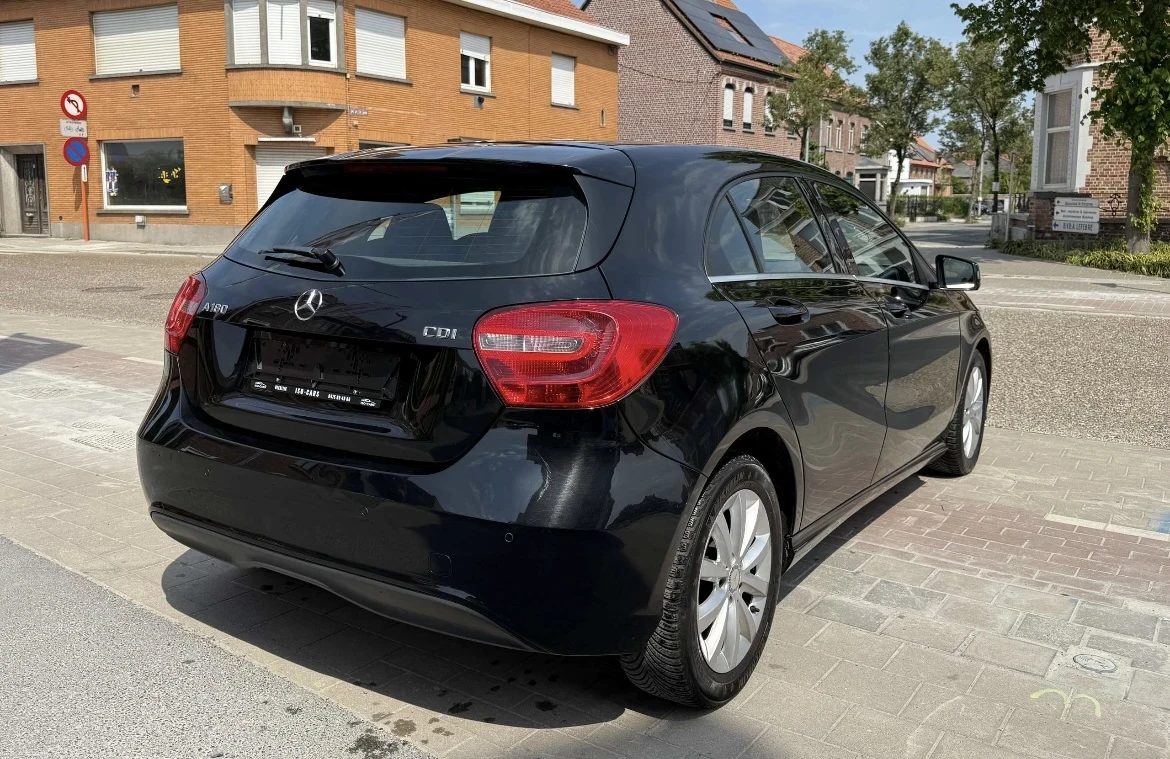 Mercedes-Benz A 180 Sport - изображение 4