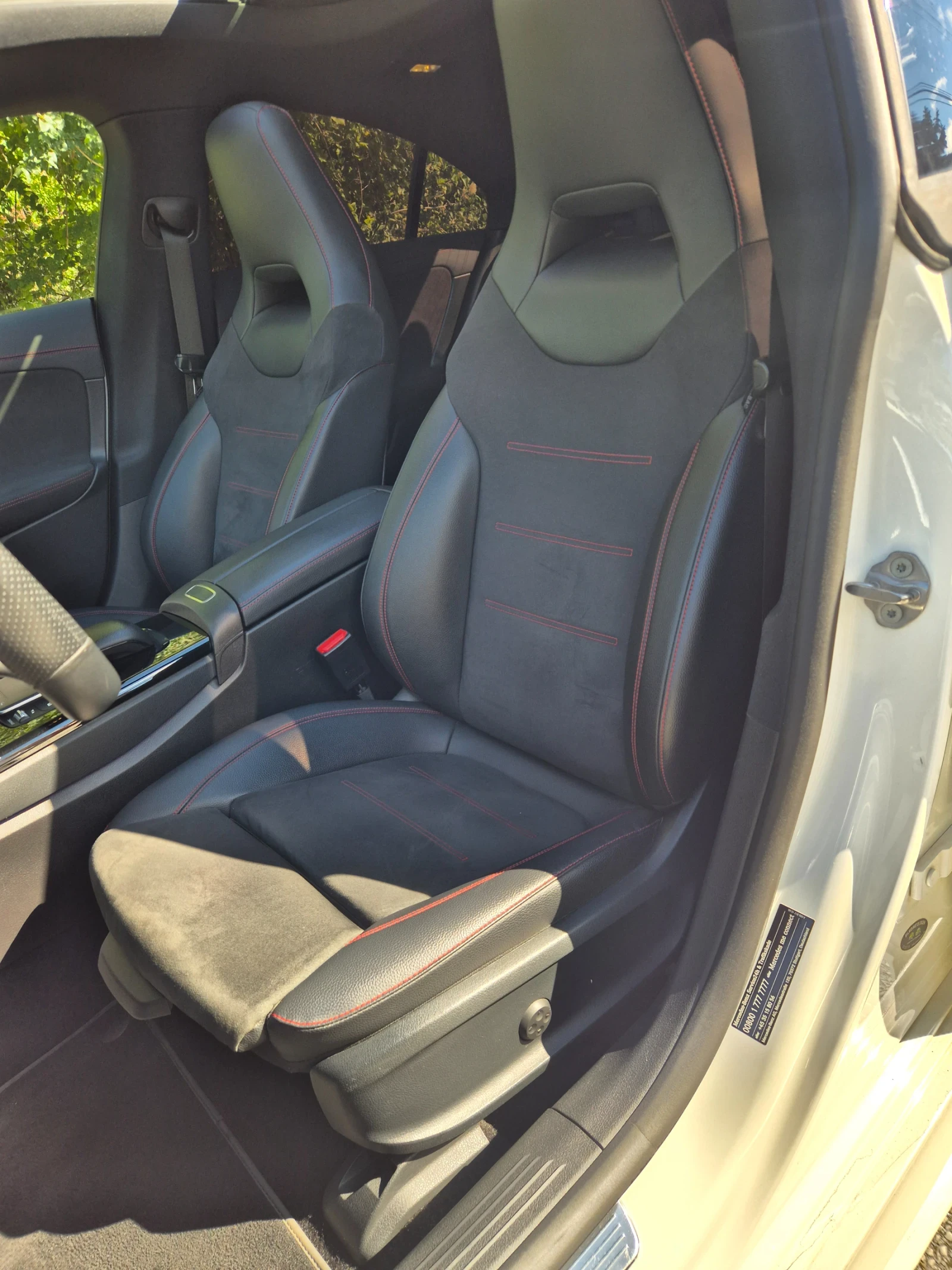 Mercedes-Benz CLA 200 D/AMG/Top - изображение 8