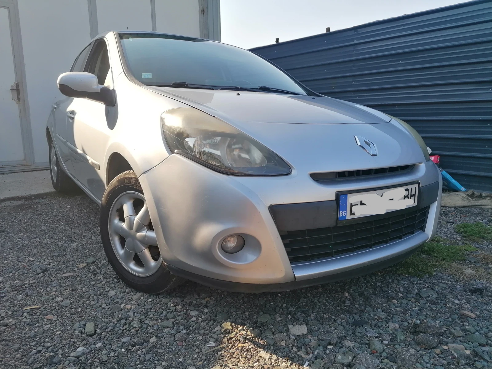 Renault Clio 1.2Клима/Газ , снимка 4 - Автомобили и джипове - 54320230