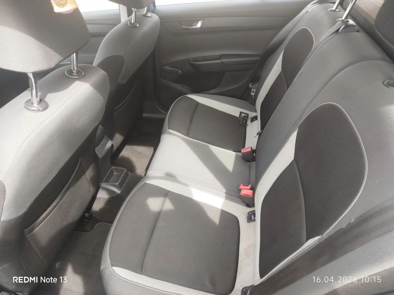 Skoda Fabia, снимка 5 - Автомобили и джипове - 54398462