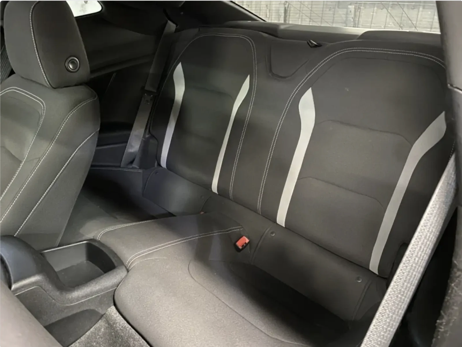 Chevrolet Camaro 2dr Cpe 1LT, снимка 12 - Автомобили и джипове - 54702015