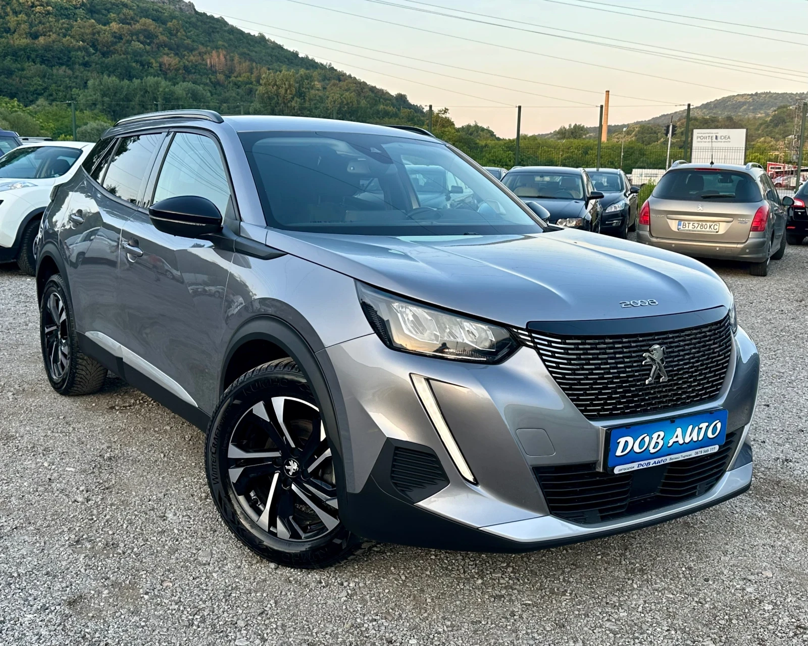 Peugeot 2008 1.5HDI-ALLURE-DISTRONIC-LED-NAVI-CAMERA, снимка 8 - Автомобили и джипове - 54970826