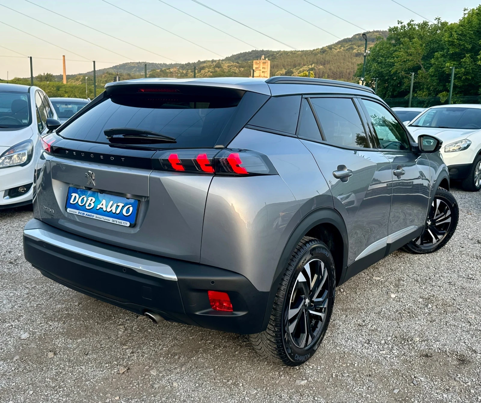 Peugeot 2008 1.5HDI-ALLURE-DISTRONIC-LED-NAVI-CAMERA, снимка 6 - Автомобили и джипове - 54970826