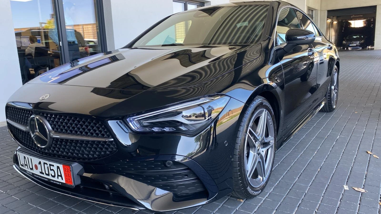 Mercedes-Benz CLA 200 Burmester mild - hybrid, снимка 2 - Автомобили и джипове - 54997624