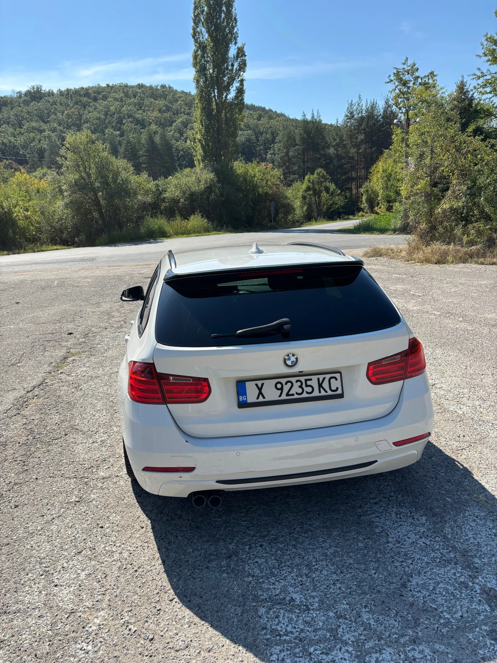 BMW 330 BMW f31 330Д, снимка 4 - Автомобили и джипове - 56152285