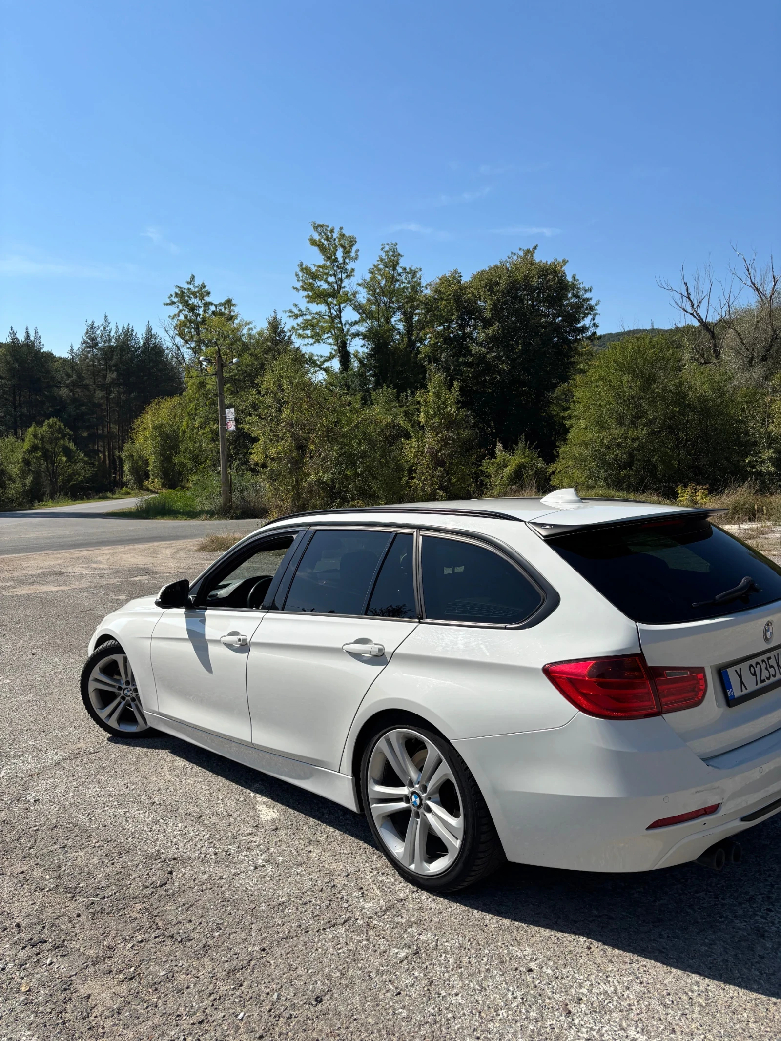 BMW 330 BMW f31 330Д, снимка 3 - Автомобили и джипове - 56152285