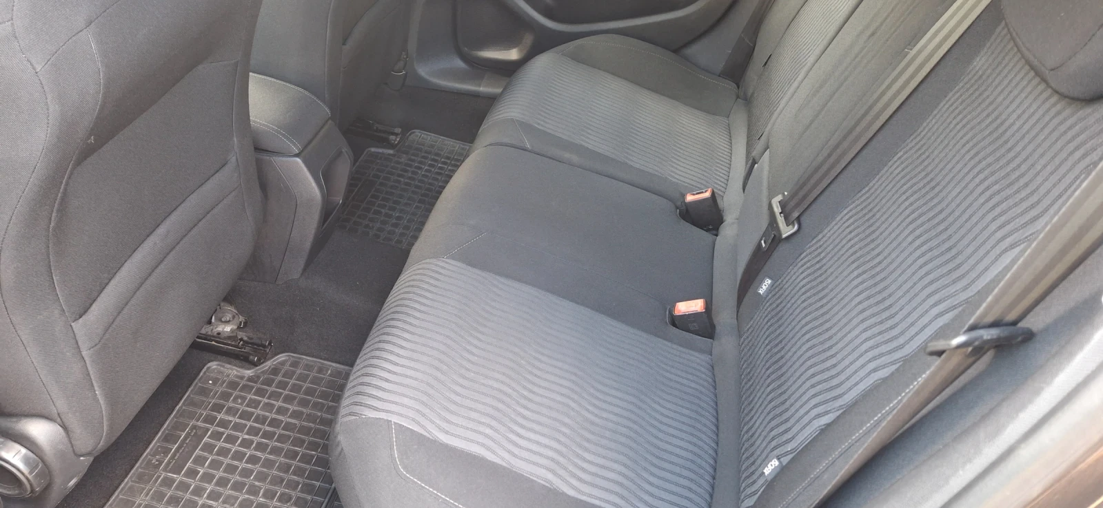 Peugeot 308, снимка 10 - Автомобили и джипове - 56152606
