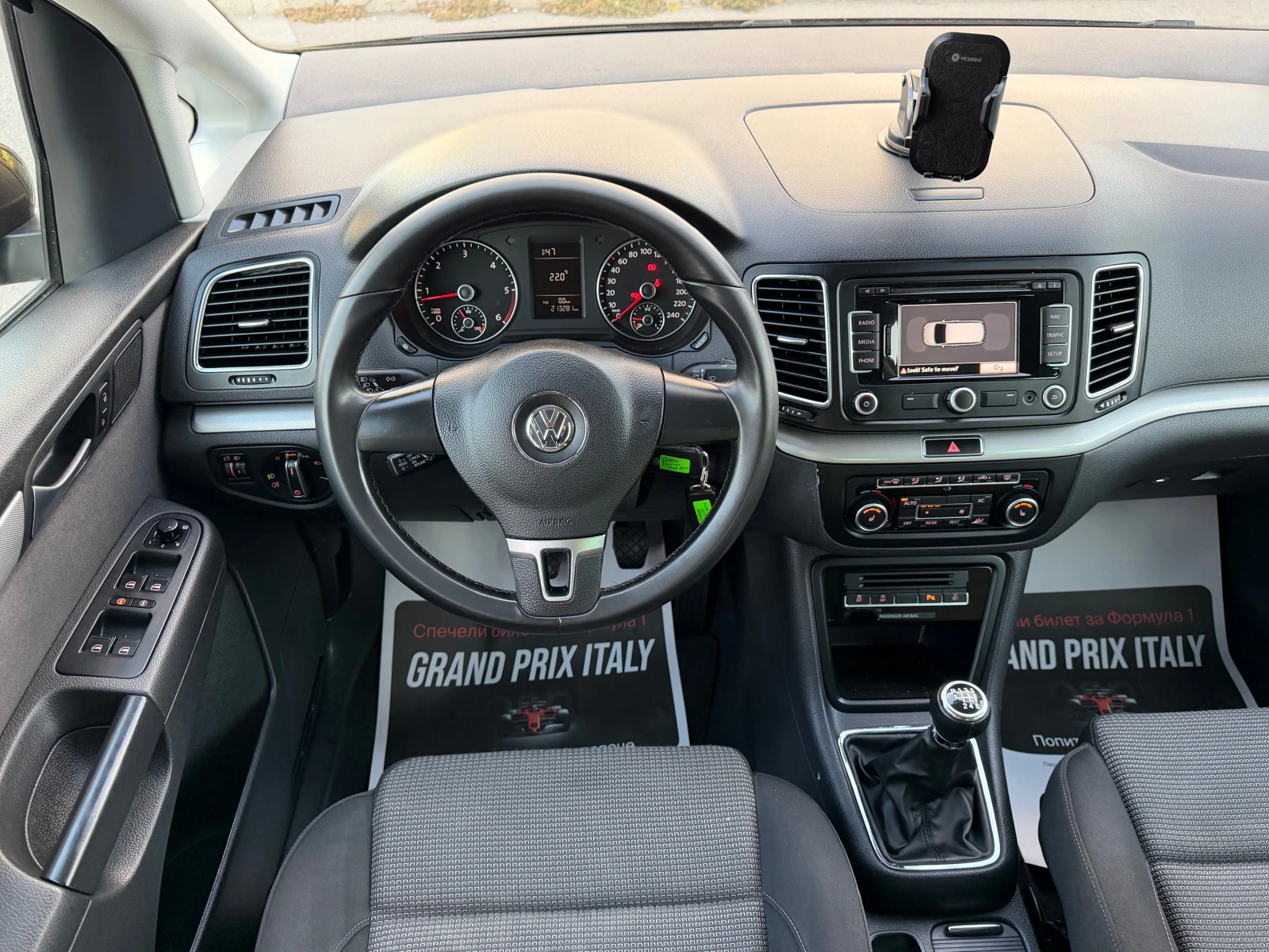 VW Sharan 2.0TDI* 7Местен* ТОП* Състояние, снимка 13 - Автомобили и джипове - 56331085