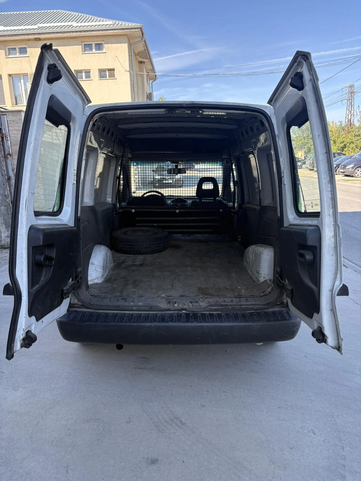 Opel Combo, снимка 6 - Автомобили и джипове - 56353912
