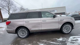 Lincoln Navigator Reserve * HEAD-UP| 7-PASS| 450HP| LEATHER| SUNROOF, снимка 8