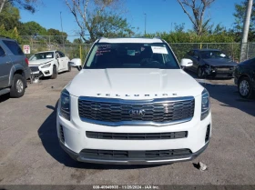 Kia Telluride 3.8L V-6 DI, DOHC, VVT, 291HP Front Wheel Drive, снимка 4