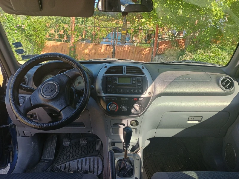 Toyota Rav4 2.0 150hp, снимка 8 - Автомобили и джипове - 47457831