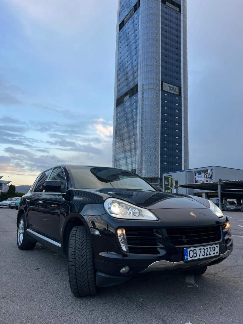 Porsche Cayenne 3.6 БЕНЗИН, ВЪЗДУШНО ОКАЧВАНЕ, снимка 2 - Автомобили и джипове - 48254281