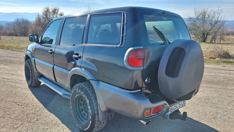 Nissan Terrano 3.0 D, снимка 10 - Автомобили и джипове - 48673919