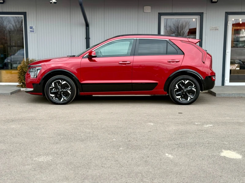 Kia Niro * NEW* 204к.с.* 64.8kWh* FULL, снимка 8 - Автомобили и джипове - 49357523