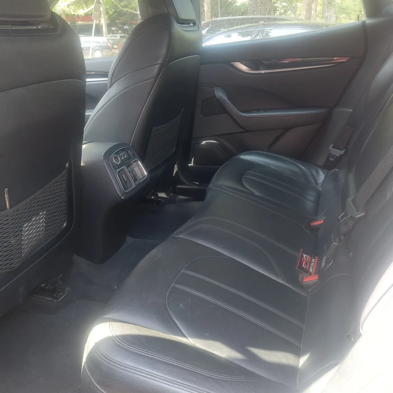 Maserati Levante, снимка 3 - Автомобили и джипове - 51322652