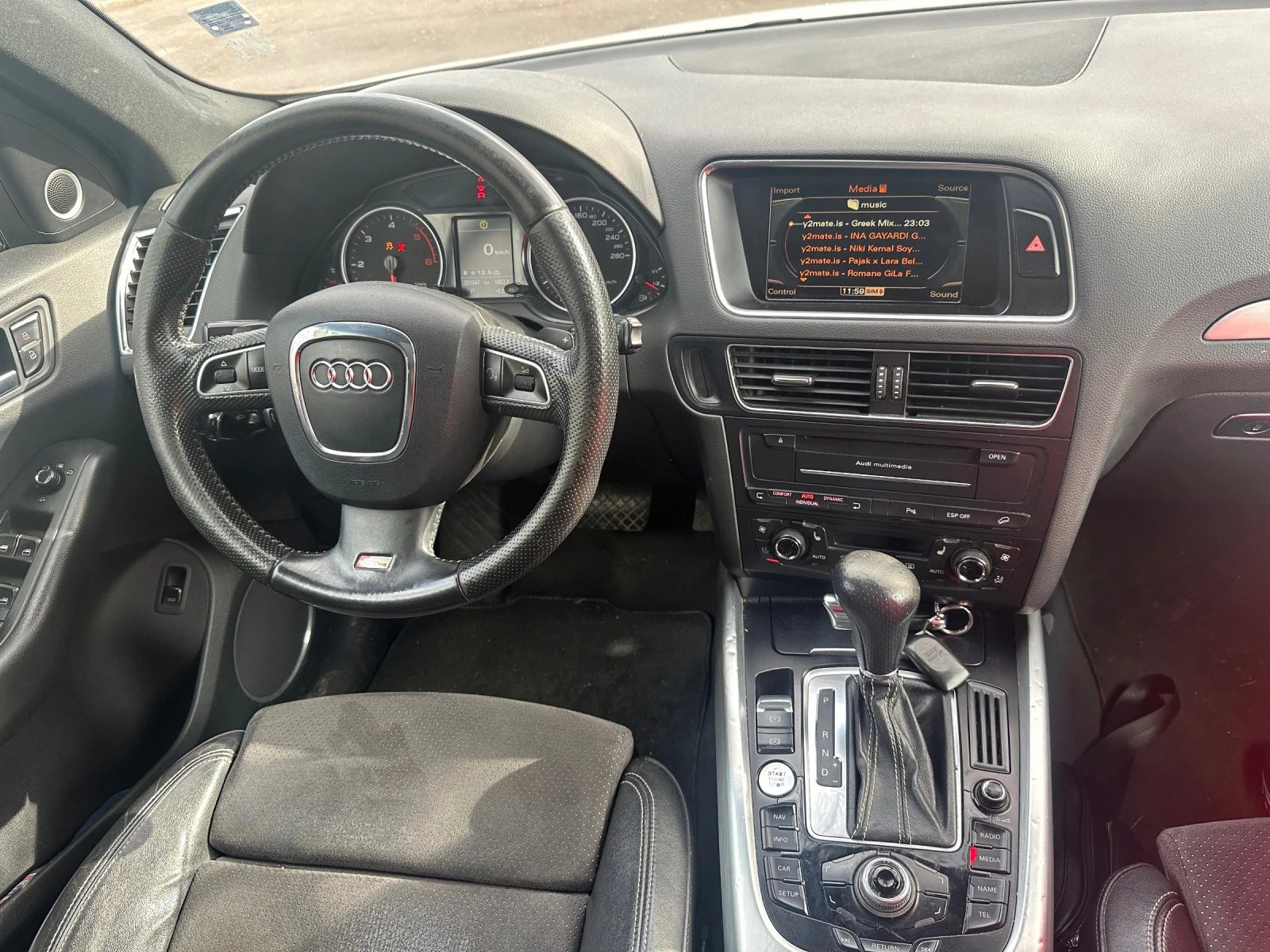 Audi Q5  3.0TDI S-line Панорама, keyless  - изображение 10