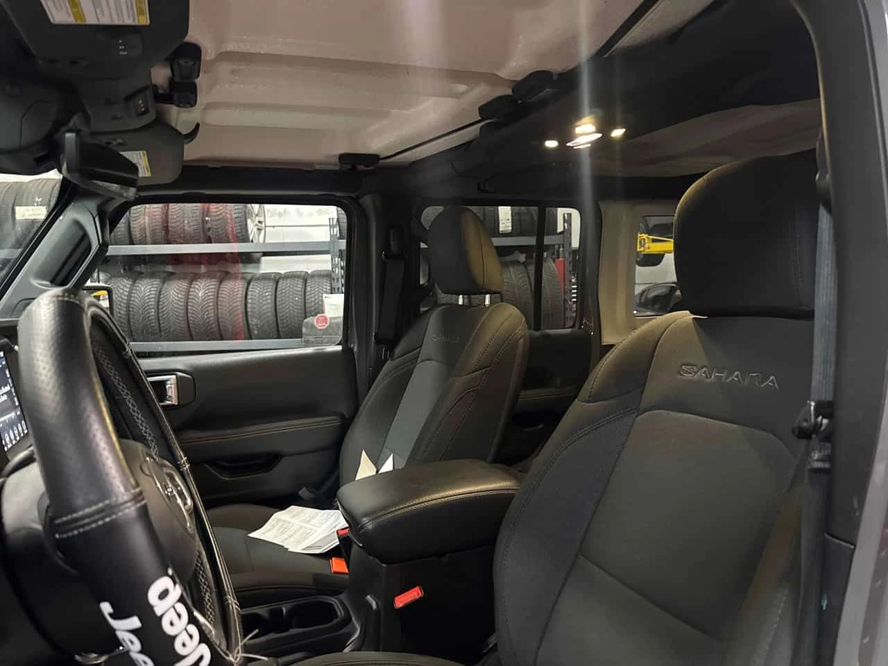 Jeep Wrangler * Sahara * CARFAX * KEYLESS * ПОДГРЕВИ * NAVI, снимка 12 - Автомобили и джипове - 53941028