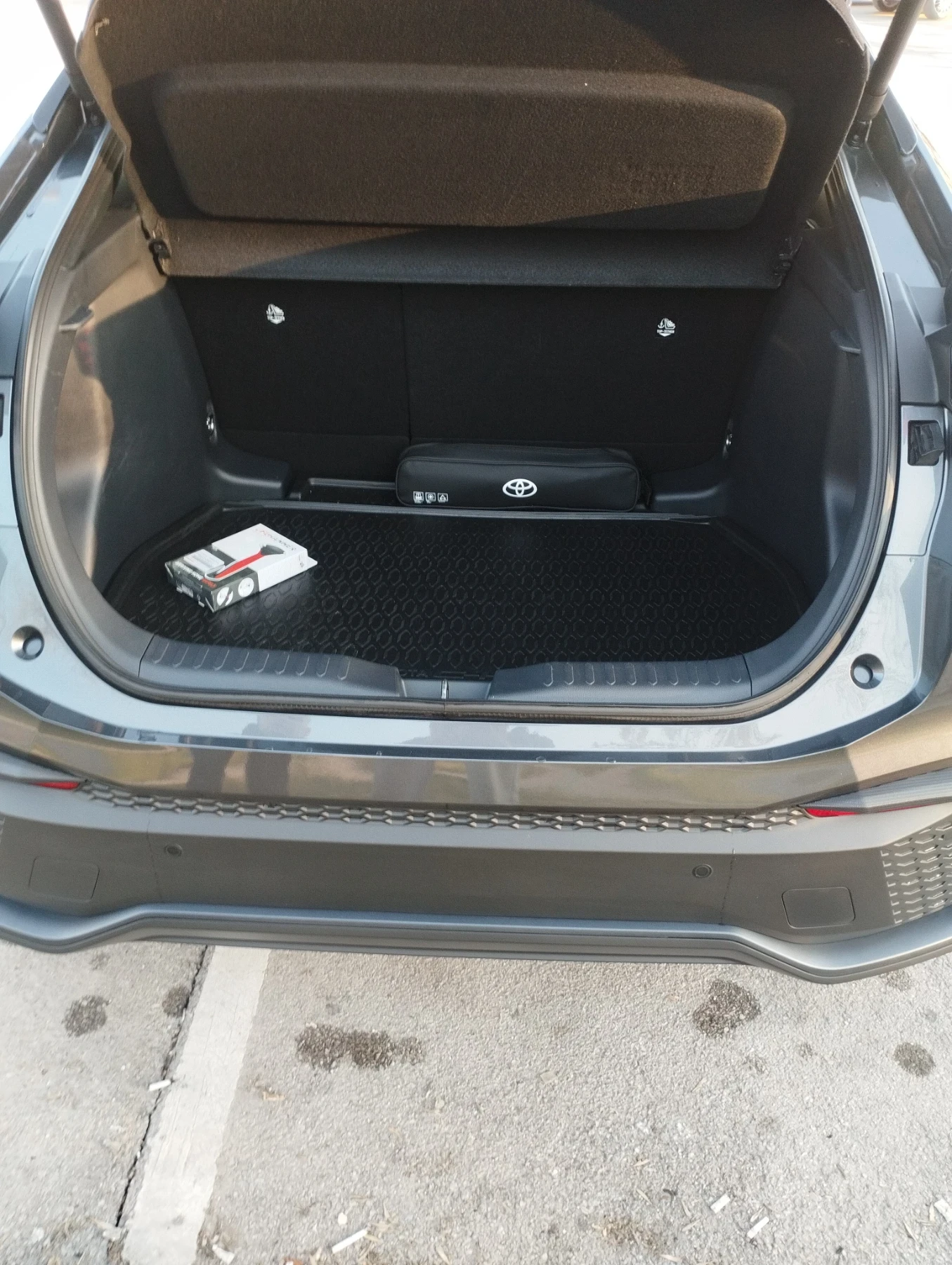 Toyota C-HR team Deuchland+ technic packet , снимка 10 - Автомобили и джипове - 54284098